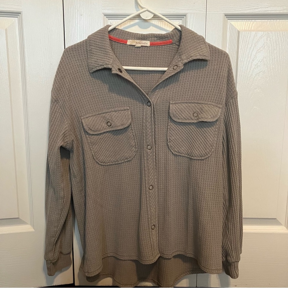 Tan waffle knit button up shirt with red accents #autumnvibes